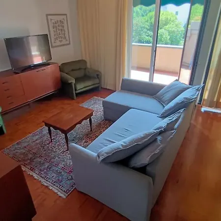 Solaris Con Piscina A Apartamento