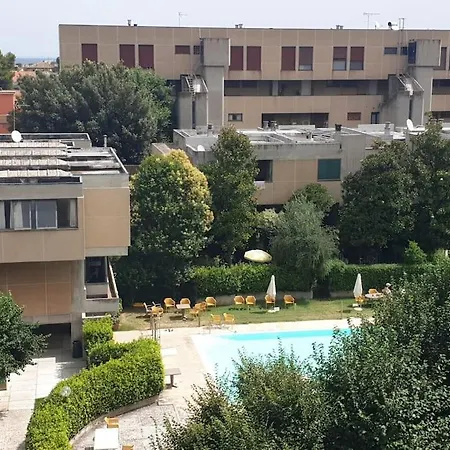 Solaris Con Piscina A