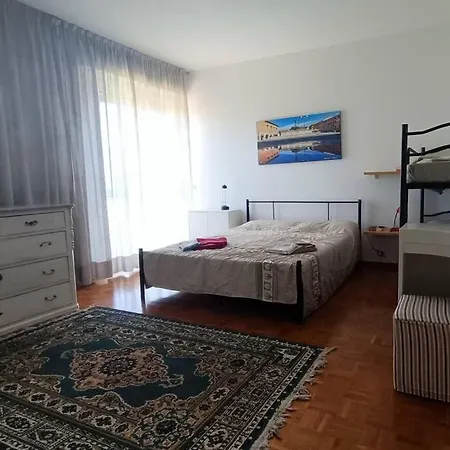 Solaris Con Piscina A Appartamento