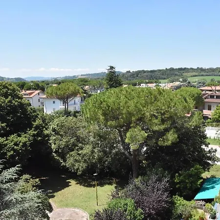 Solaris Con Piscina A * Fano